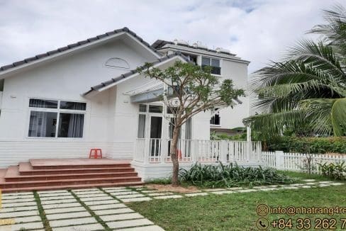 2-br big yard villa for rent in an vien sea urban v001