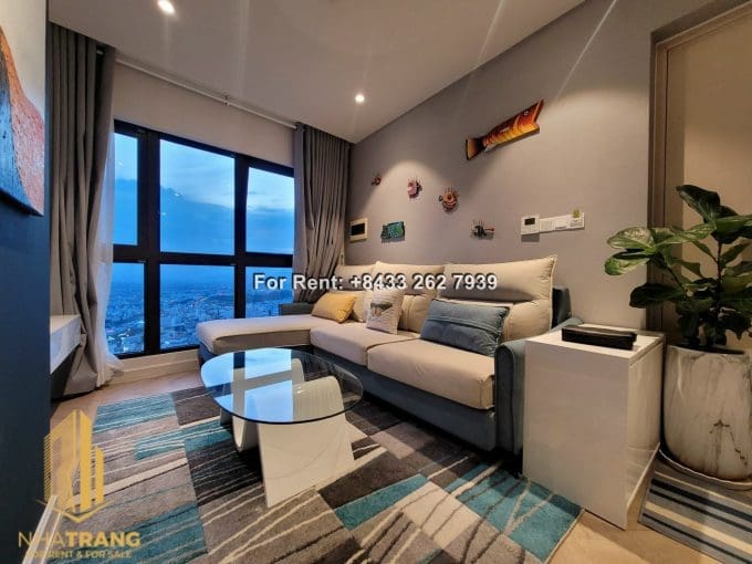 gold coast – studio apartment for rent in tourist area a172