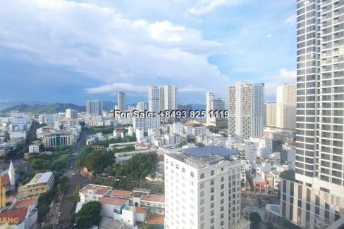 gold coast – seaview studio for sale in the center s029