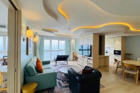 hud – luxury living: rent a 2 br apartment with beautiful city views – a1014