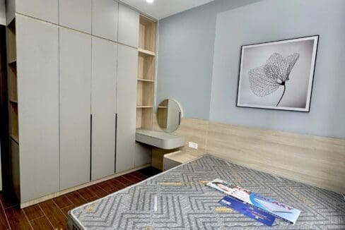 luxurious living: rent this 3 bedroom house in my gia pack 8 urban area – h058