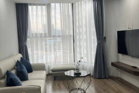 hud – luxury living: rent a 2 br apartment with beautiful city views – a1038