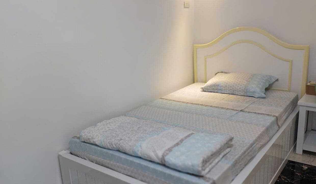 z7095911202700_aa38f265b101b214f0db46b92da9e189