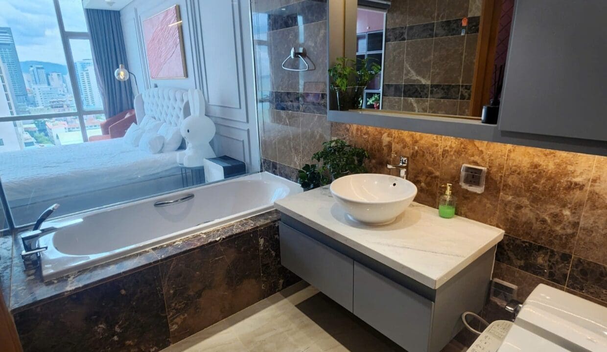 z7122787071662_666d6c425f9de9c36fe1fbf3b78eb92c