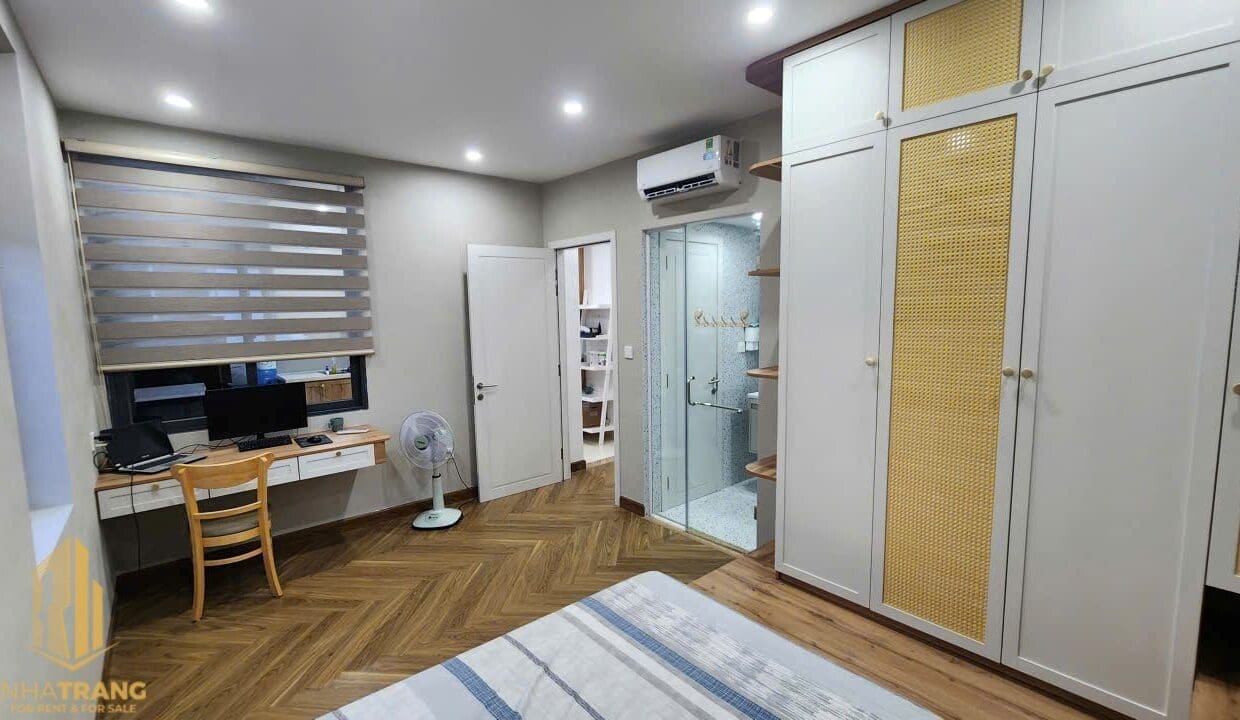 z7135250681983_b14b5a8ed238f7178377b520182c98b4