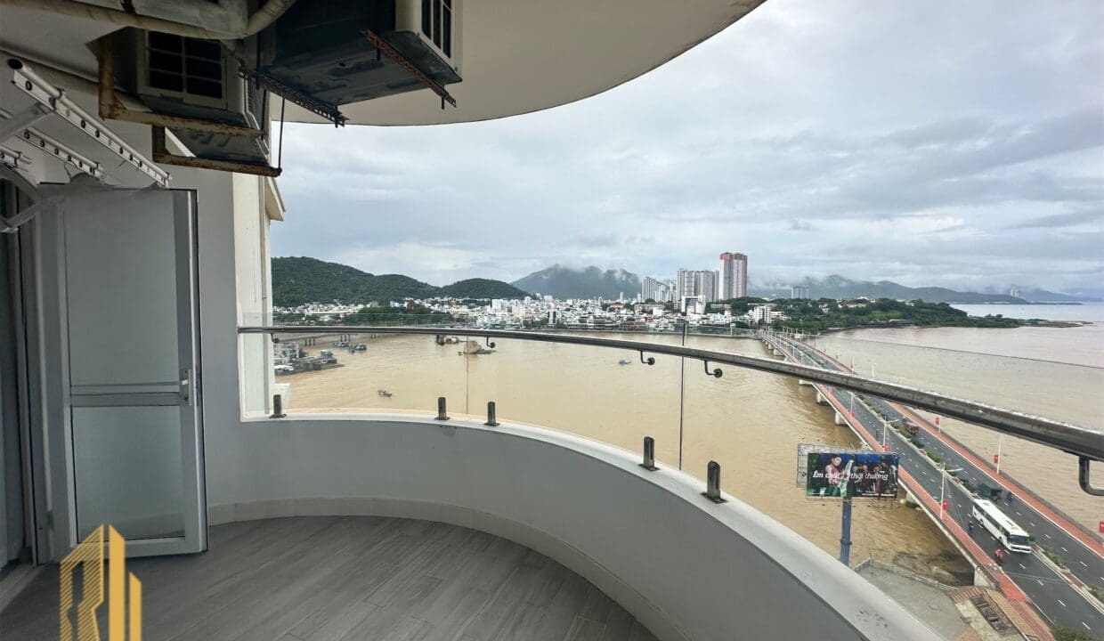 z7167826701733_a5f3ee3edaf95b21cd3d75cc3277e8fe