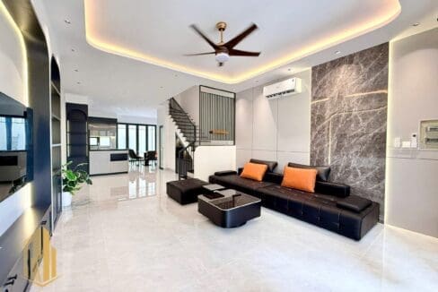 hud building – 2 brs corner apartment with city view for sale in tourist area – s042